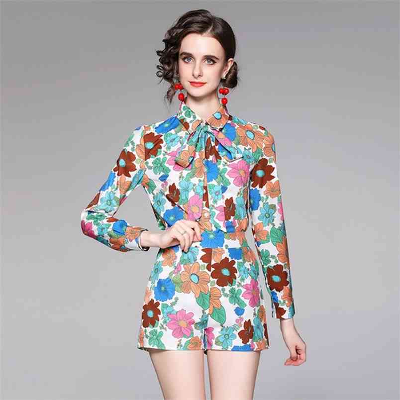 

Women's Summer Two Piece Set Vintage Print Bowknot Turn Down Collar Long Sleeve Shirt Top + Casual Short Suit 210519, Photo color