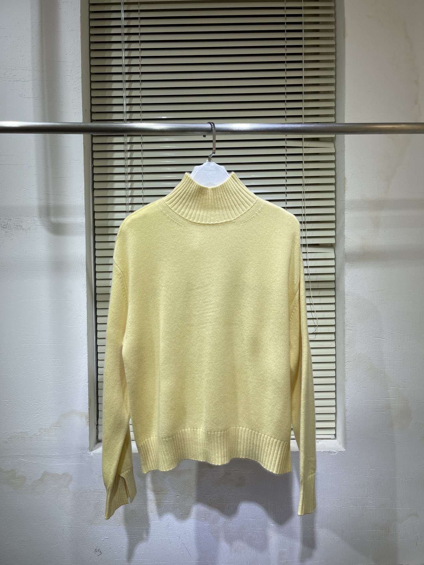 

Slim temperament new sweater woman, Beige