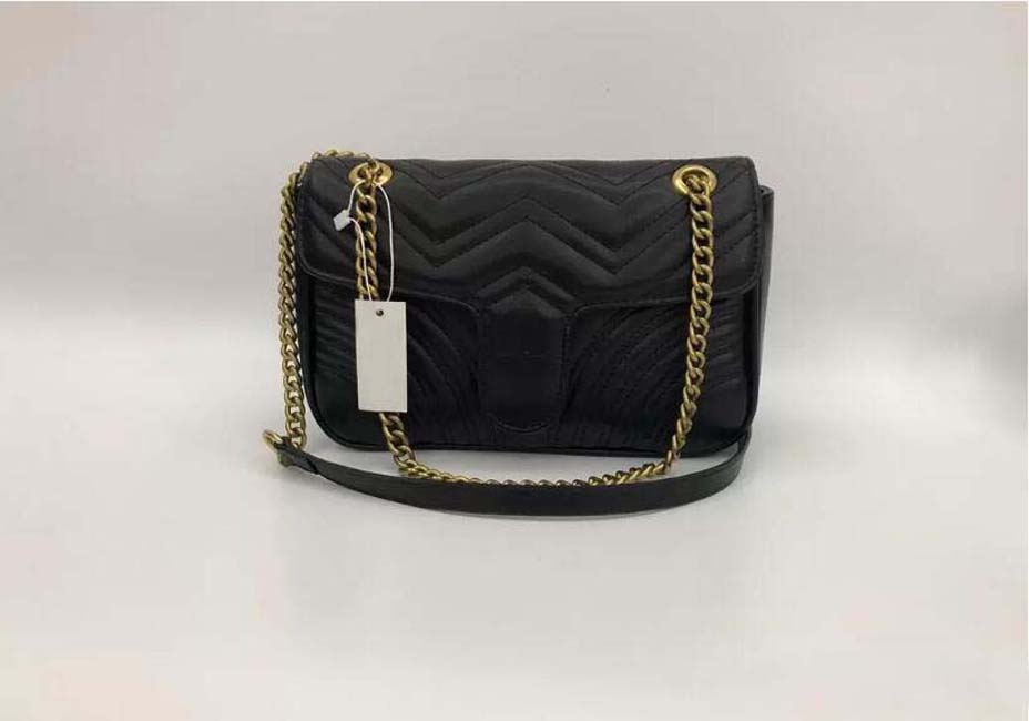 

2022 luxurys Women Crossbody Bag Designers heart V Wave Pattern Shoulder Bags Messenger Bags Pruse Chain Tote Wallet 22cm