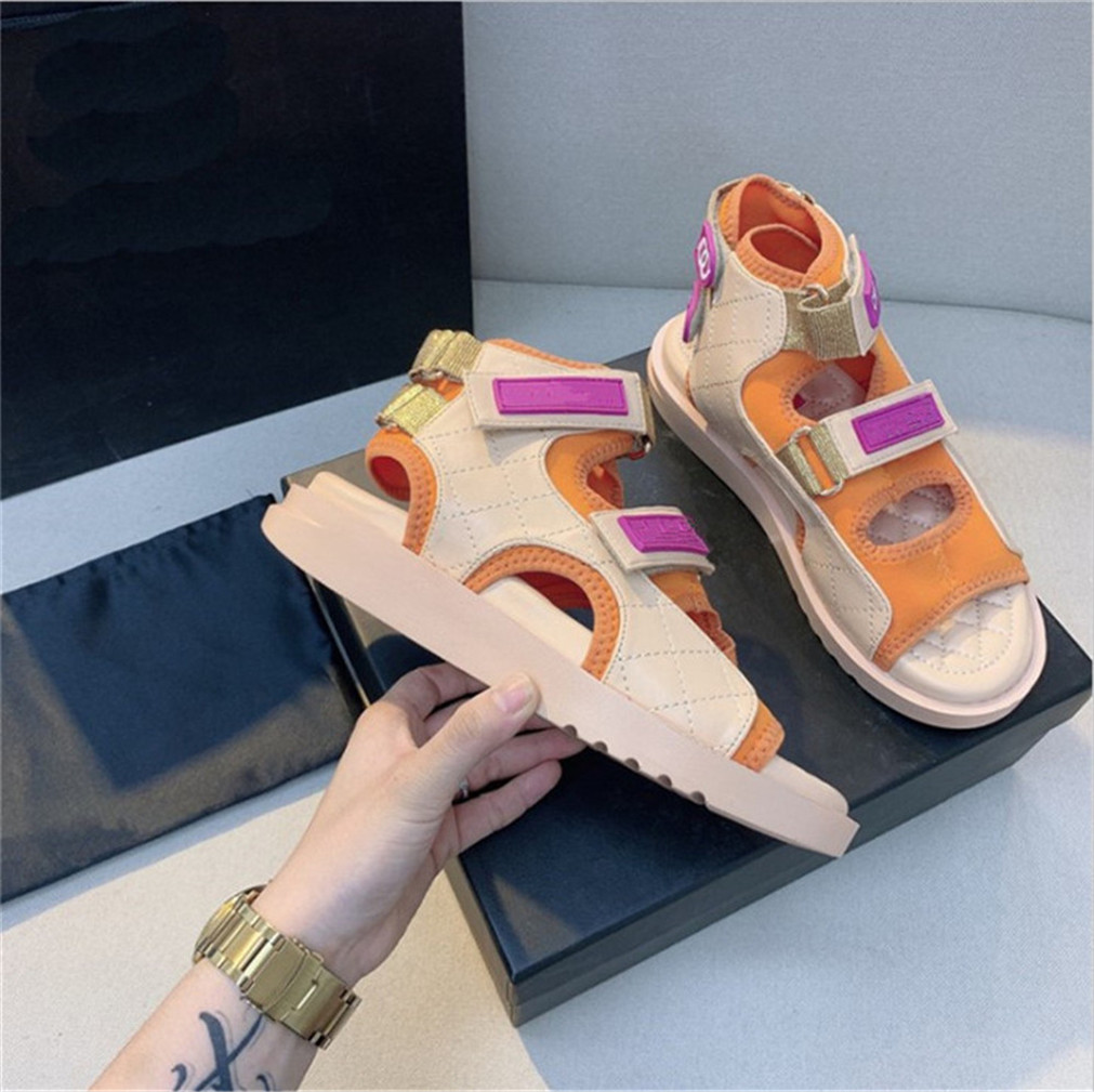 

2021 Luxury quilted Platform lady casual sandal black shoes Designer Women Flat sandals 35-40