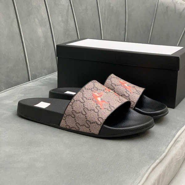 

2021 Men slippers real leather high quality Women Designers Flat Slides Sandals Luxurys silde mens with box Size 35-46s On Sale