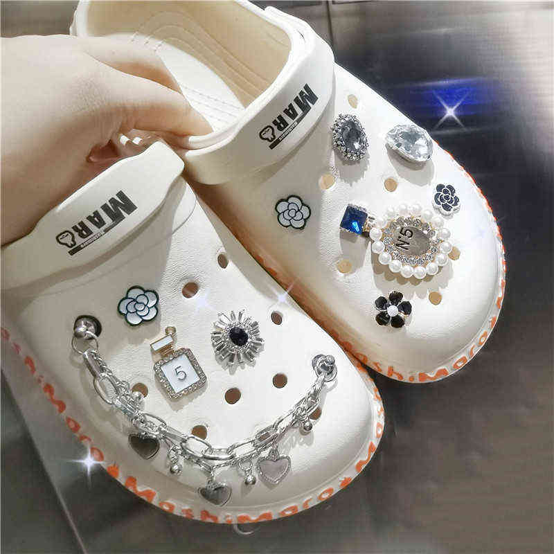

Shoe Parts Accessories Hoge Quanlity Metalen Hanger Croc Schoenen Gesp Decoratie Meisje Gift Bling Chain Charms Rhinestone Klomp Schoen Acce, White;pink