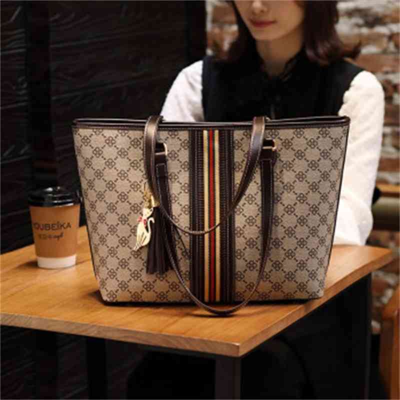 

2022 New Factory Wholesale Bag women's single shoulder commuter briefcase, Dark grey