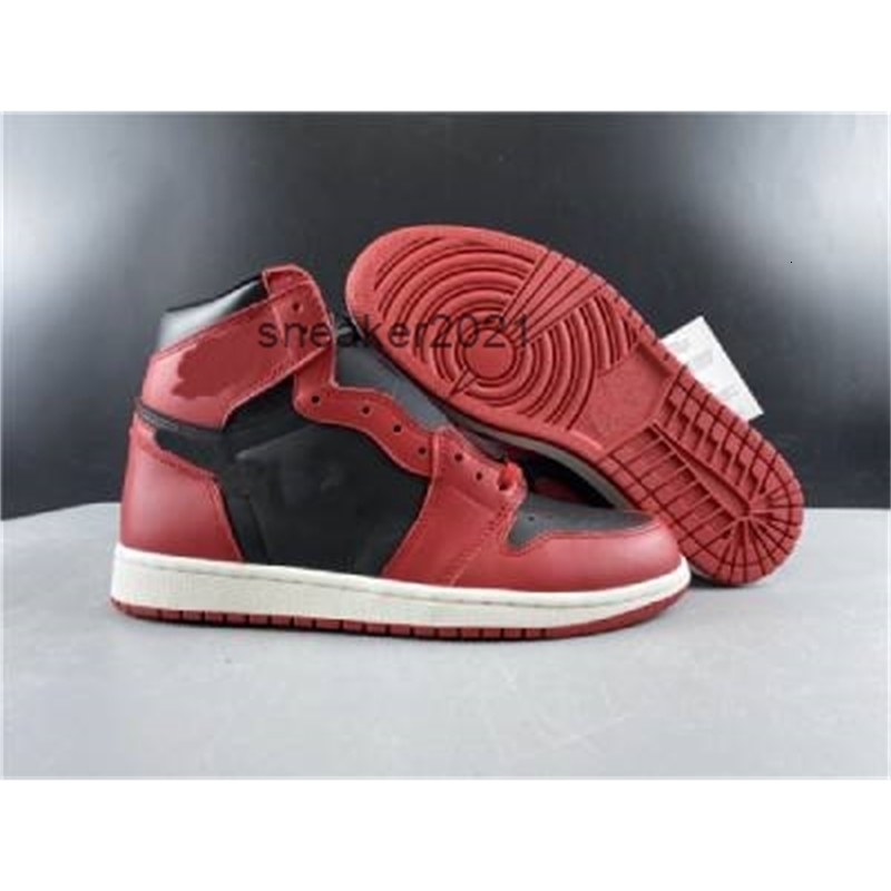 

Mens Womens Basketball Sneakers 1s BQ4422-600 Banned Red Black Sports Shoes for Men