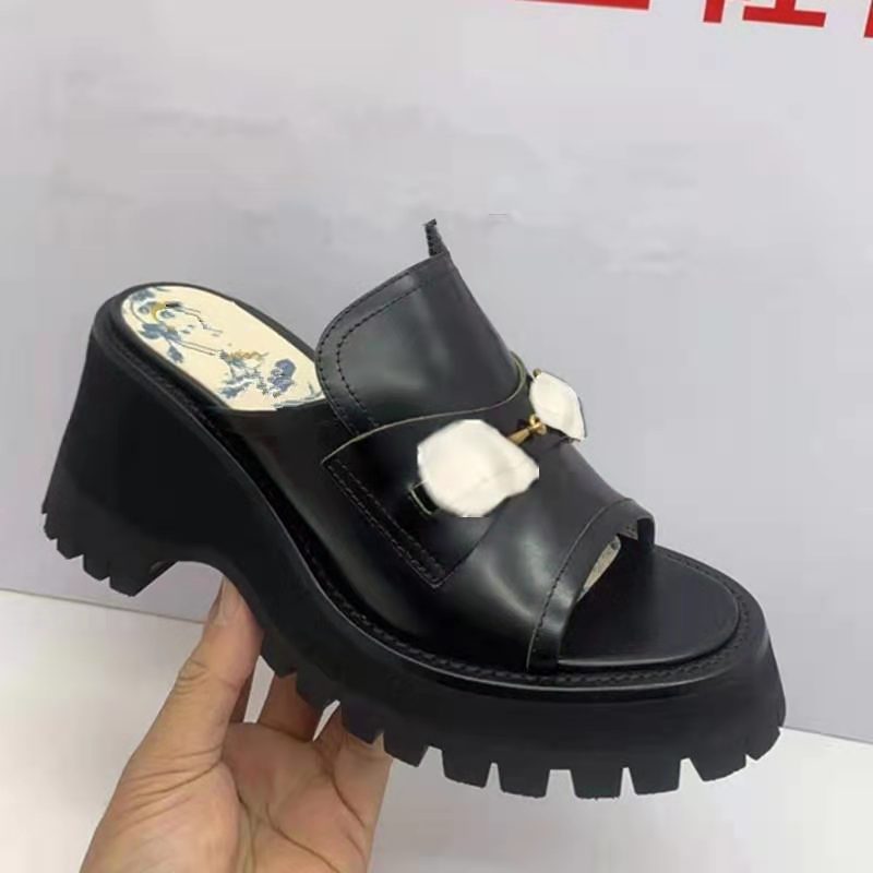 

2021 noble luxury high heel platform womens sandals small and exquisite summer Sexy Wedding Shoes 35-42, Black