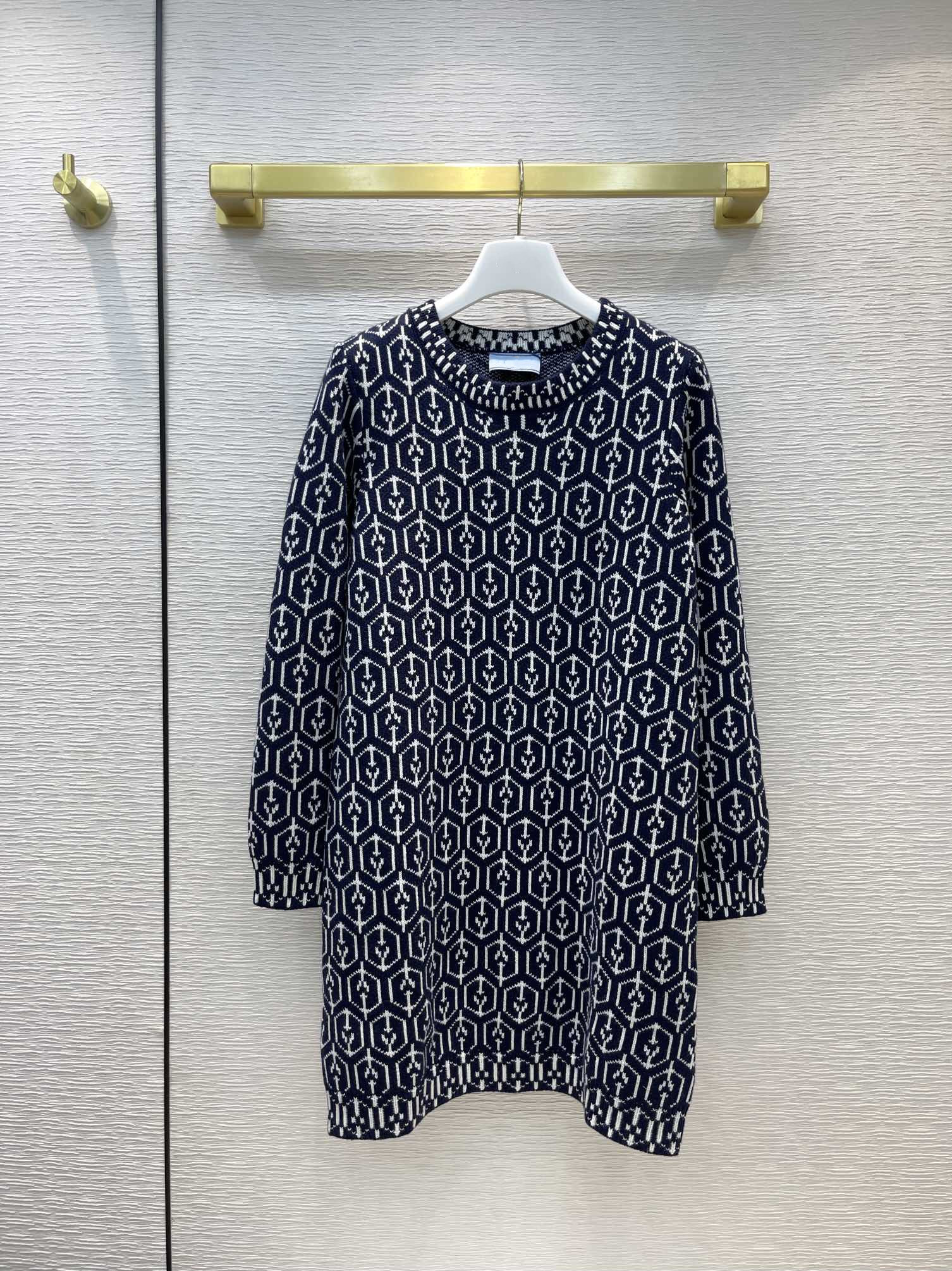 

Milan Runway Dress 2021 Autumn Winter O Neck Long Sleeve Panelled Designer Dress Brand Same Style Dress 1108-21, Picture color