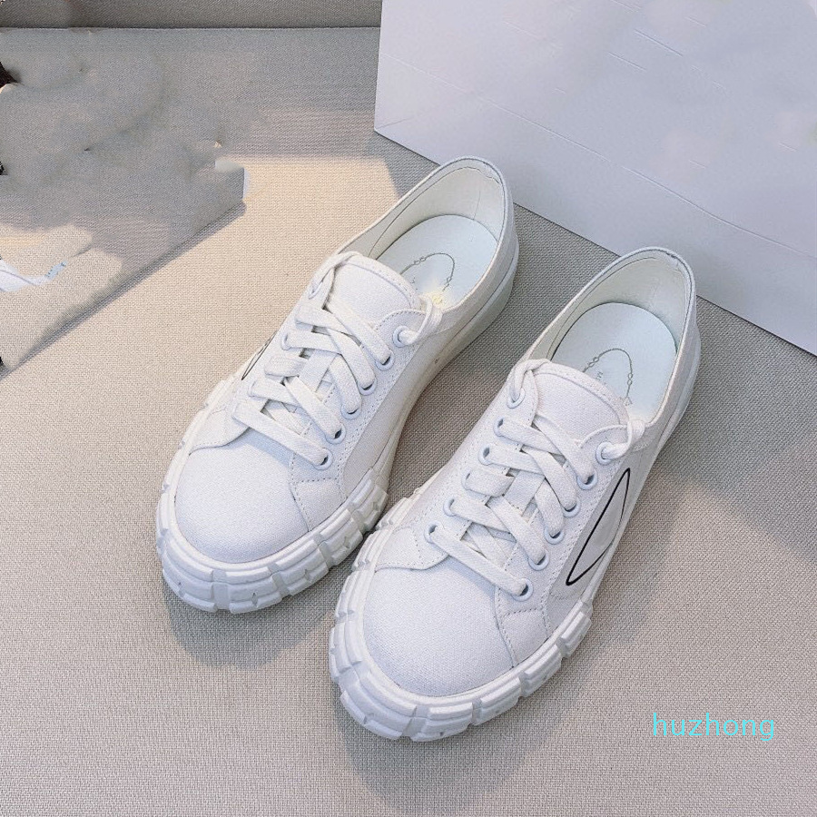 

Fashion-canvas shoes women's thick bottom leather small white increased couple casual shoes 2020 new sports shoes women P