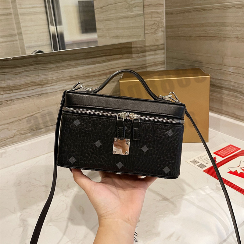 

Luxury Designer Brand Fashion Shoulder Cosmetic Bags Handbags High Quality women chains letter purse Wash gargle phone wallet Rivet bag lady cross body Metallic, No bags