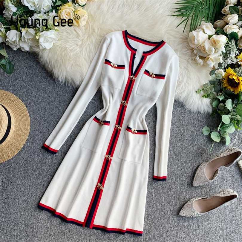 

Young Gee Autumn Women Fashion Knitted Dress Long-sleeved V-neck Ladies Pullovers Winter Vintage Bee Buttons Sweater Dresses 211110, Black