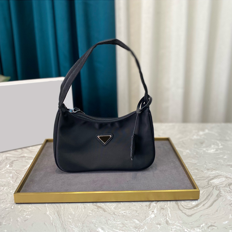 Nylon Lady Quality Fashion Moon Shaped Shoulder designers Bags Handbags Messenger Bag Fabric Canvas Crossbody for Women's Chest Pack