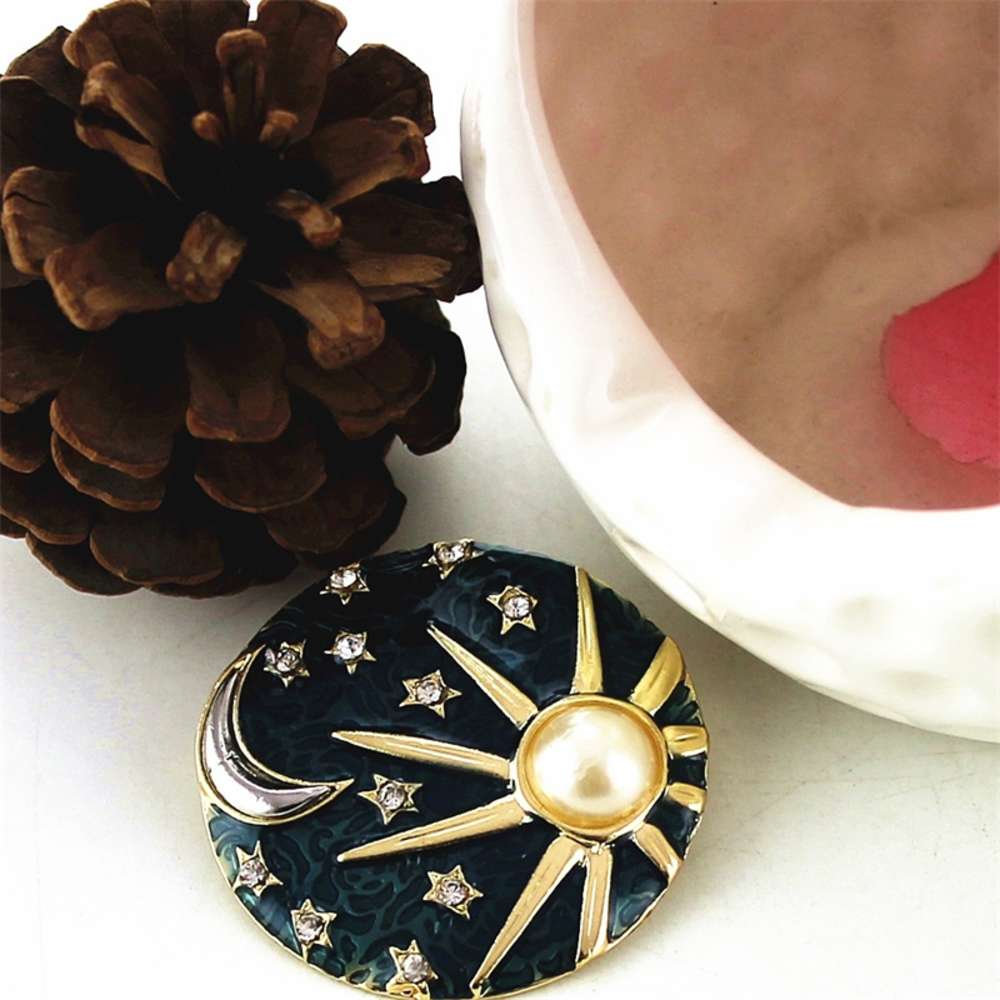 New hot sun men&#039;s suit Brooch necktie women&#039;s shawl scarf buckle-image-695408108