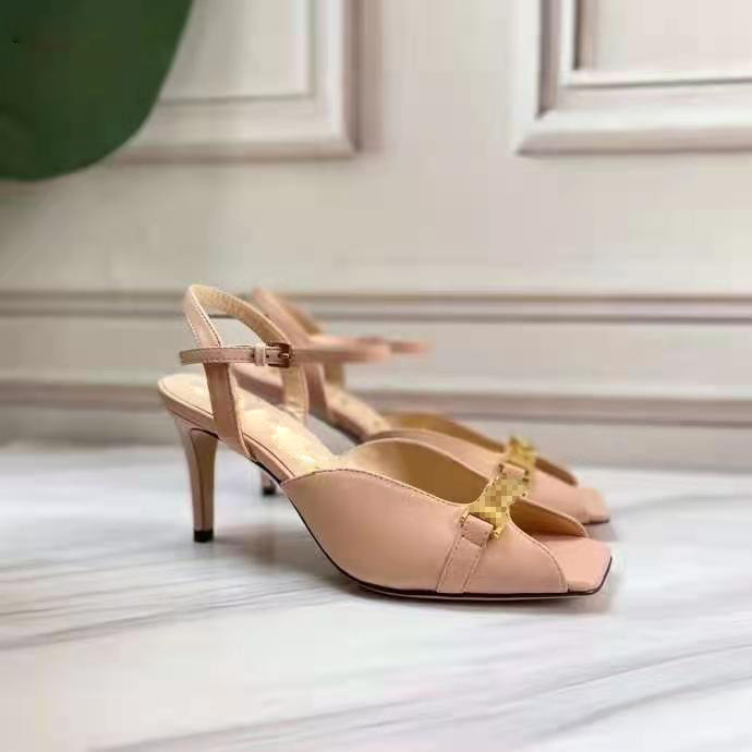

Sexy designer luxury2021 Summer Sandal, Buckle Fish Heel, Square Toe, Fashion, Large Size Women's Shoes :35-42, Black