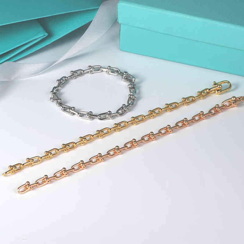

TIF Home U-shaped multi-color metallic gold bracelet for men and lovers G1105