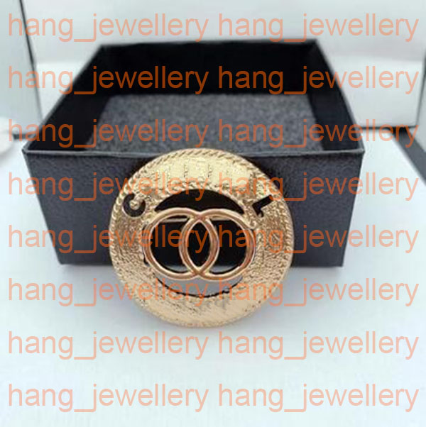 

Zero Profit Crystal Rhinestone Pin Designer Letter Pins Paris Brooch Corsage Famous Women Brooches Fashion Jewelry Correcet Letter, Gray