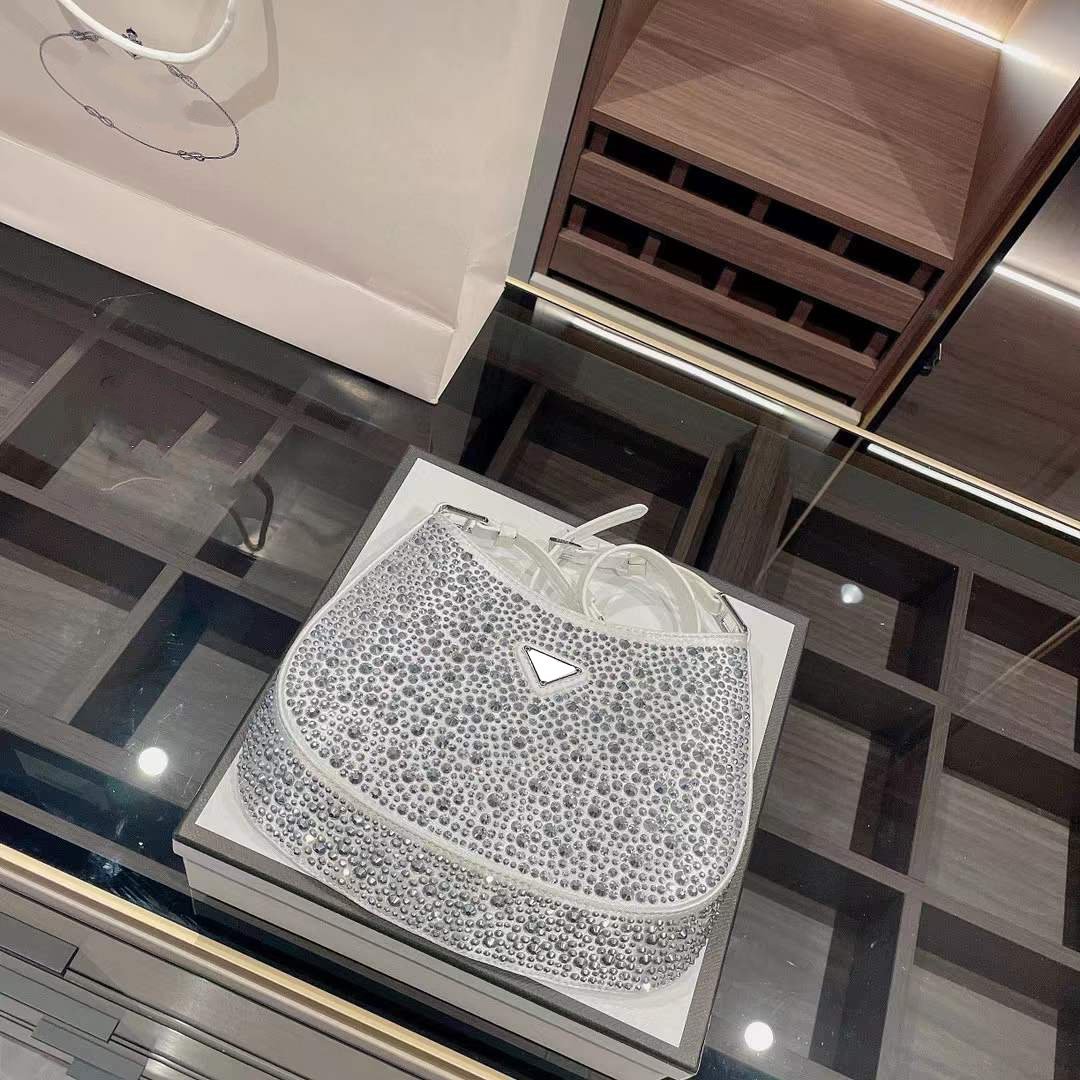 

4colors Fashion Trend Designer Ladies Diamond Hand Underarm Bag 2022 High-quality Luxury Large-capacity Handbag Design Womens Bags