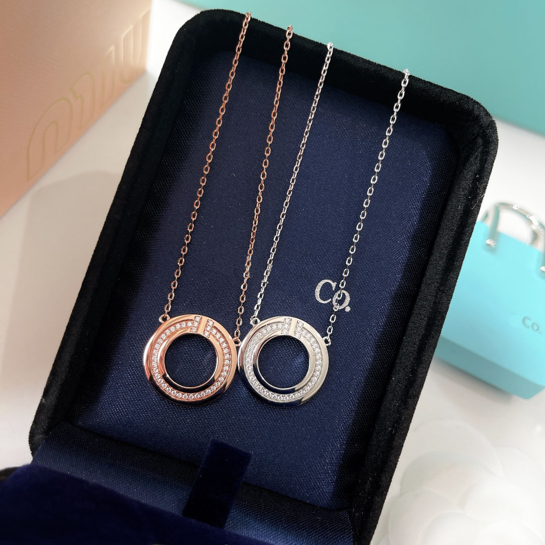 

Luxurys fashion necklace designers Necklaces high quality jewelry couple Pendant Gift 2 colors available
