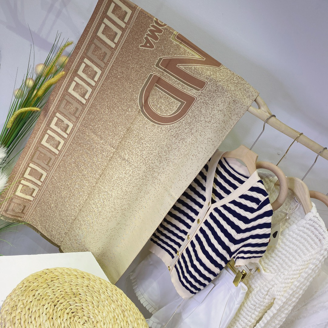 

fashion New Classic Design cashmere FF scarf For Men and Women Winter Jacquard scarfs Big Letter pattern Pashminas Shawls scarves