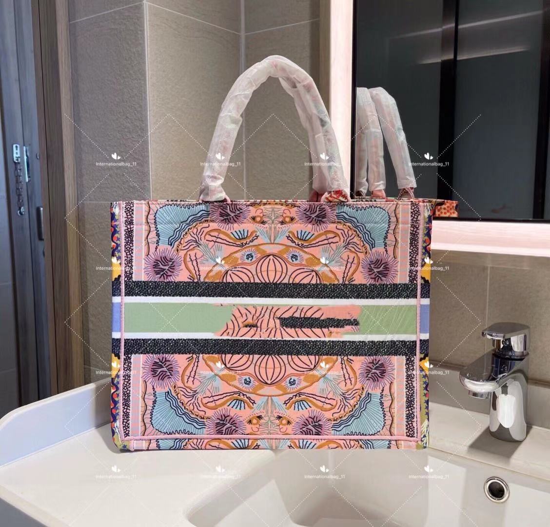 

2021 high quality Classic Colorful Book Totes bag Designer handbag embroidered tote large capacity Travel Canvas shopping bags