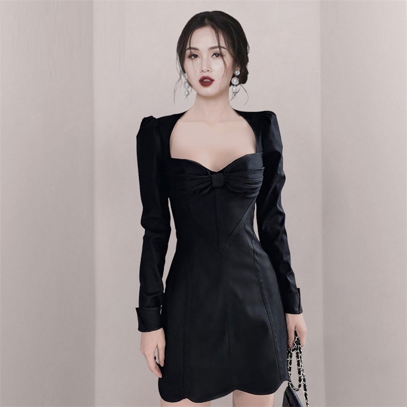 

Spring and summer temperament was thin retro dress female puff sleeve scheming design little black office party for women 210602