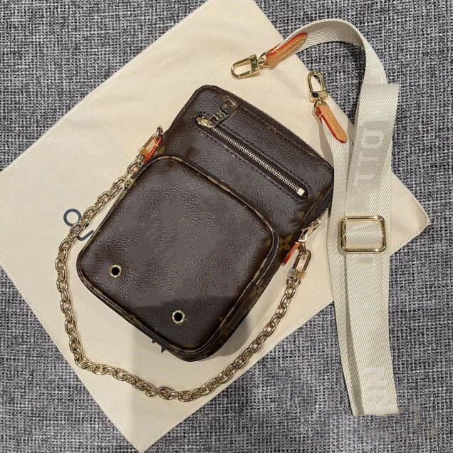 

Classic Brown flower messenger bag Men women Waist bags fashion handbag Zipper Pocket Wallet