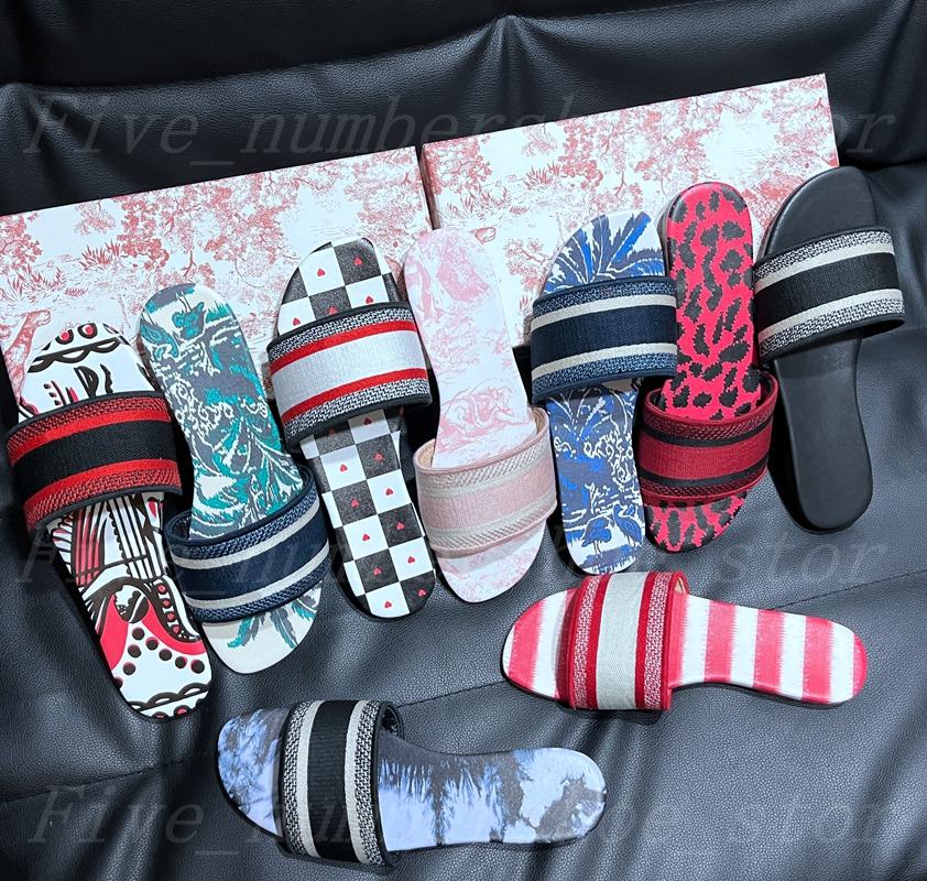 

2022 Fashion Paris Womens Slippers Beautiful Scuffs Shoes Summer Beach Slides Girls Flat Slipper Ladies Flip Flops Loafers Knitted Embroidery, Other model dustbag