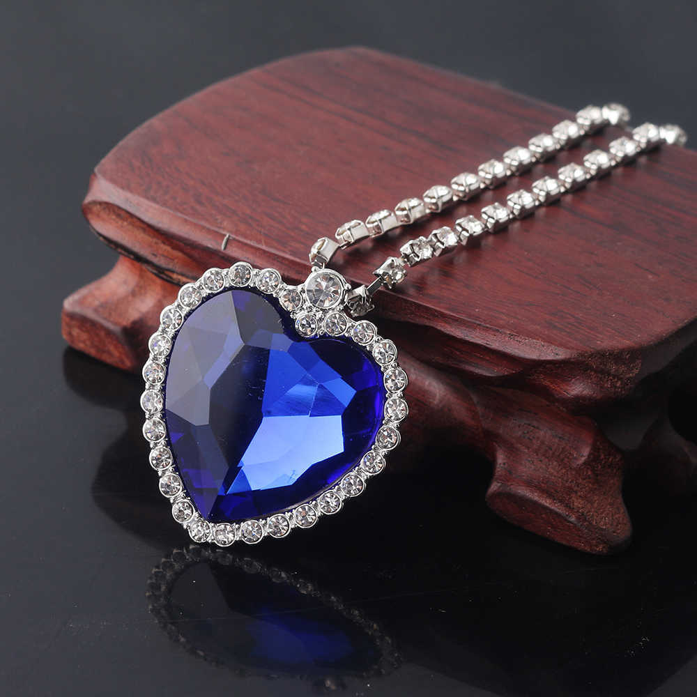 

Wholesale Titanic Heart of Ocean Heart Crystal Necklace Love Forever Valentine's Day For Wife Jewelry Women Gift 20Pcs Trinkets X0707