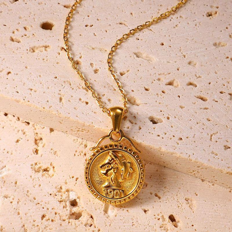 

Pendant Necklaces Vintage Fashion 18K Stainless Steel Double-sided Three-dimensional Relief 1901 Queen Elizabeth Head Coin Necklace