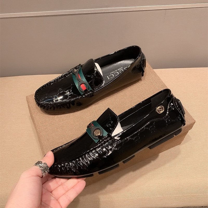 

Soft sole, comfortable dress shoes, leather material, one-step driving, leisure and versatile style, Black