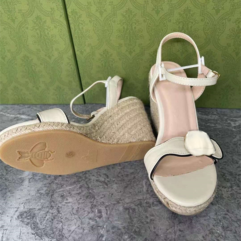 

2021 latest fashion goddess slope heel sandals high quality comfortable feet beautiful elegant temperament is worth having 34-42, Brown