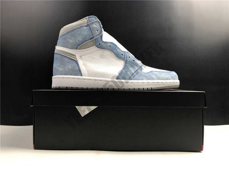 

Hyper Royal Turbo Green basketball Shoes sport Suede Lake Green White Designer shoes Fashion Athletic Trainers Sneakers With BoxR79Y