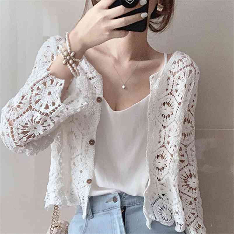 

Korean faashion Women shirt V-neck White Lace Blouse Sweet long-sleeved Crochet Hollow out Cardigan Tops 210517