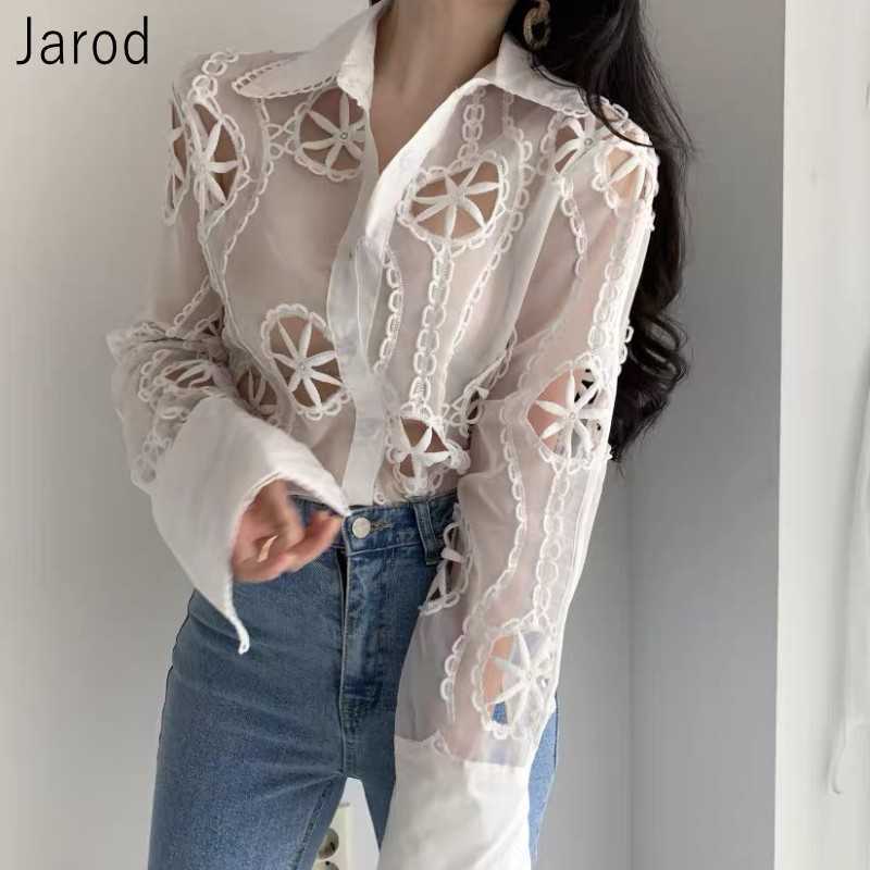 

Sexy Hollow Out Lace Embroidery Shirt Top Elegant Turn Down Collar Femme See Through Long Sleeve Women Chic Blouses 210526, White