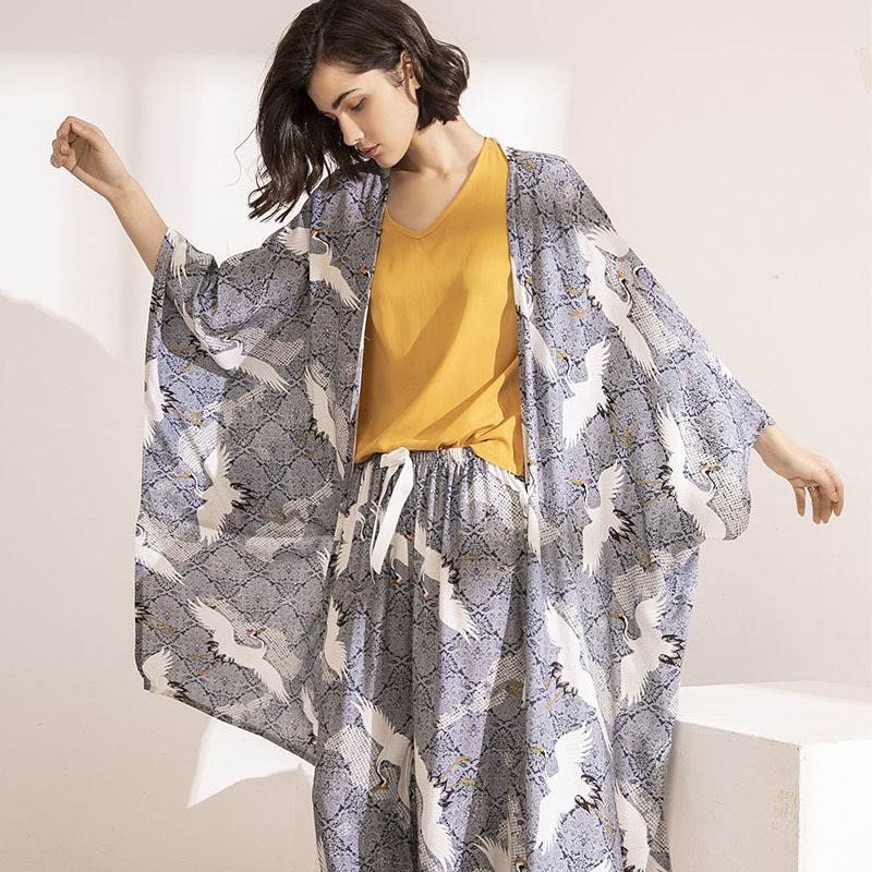 

Women's Sleepwear Spring & Fall New Women Fresh Style Pyjamas Set Ladies Cotton Satin Elegant Crane Print 4PCS Homewear Cardigan+V, Shown as picture