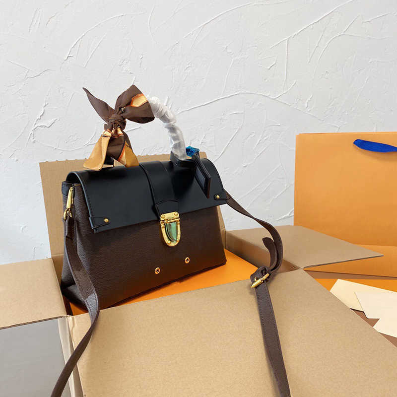 

L O V E Bag brand luxury Designer Leather shoulder bags 2021 portable tote women wallet cowhide crossbody purse flowers clutch wholesale, Brown