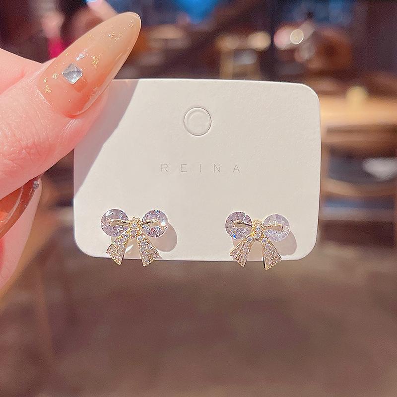 

Stud Trendy Bow Earrings For Women Shiny Zircon Female Fashion Delicate Ear Jewelry Elegant Studs Romantic