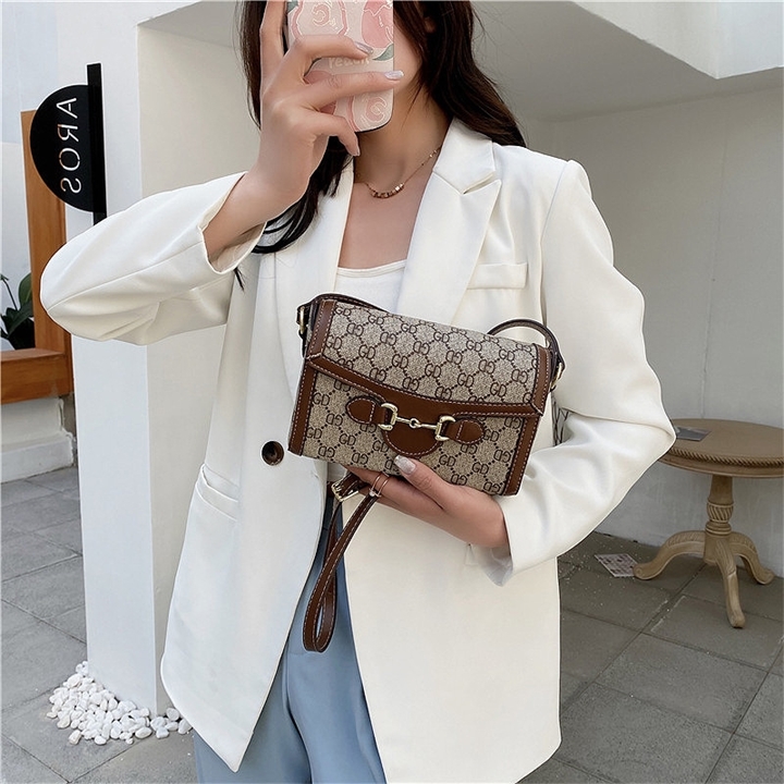

high quality new fashion printed chain messenger single shoulder Classic women's bag, Brown