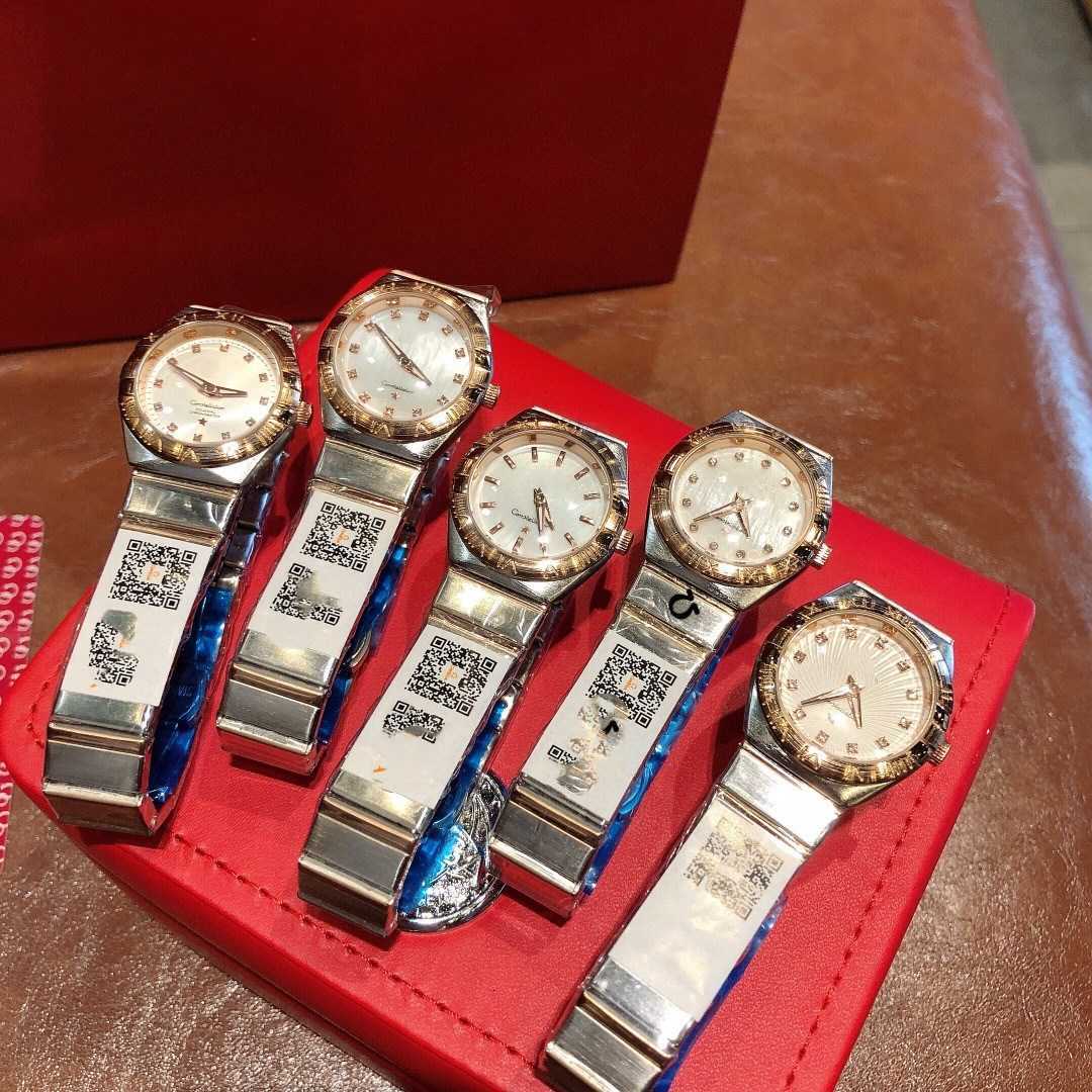 

watch refined Lovers fashion Fritillaria face steel strap Double Eagle simple quartz movement constellation series mechanical, Slivery;brown