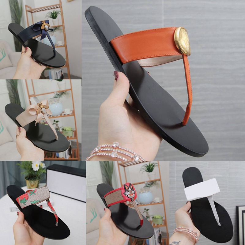 

2021 designer slides Women slippers flip flops Leather Womens sandal with Double Metal Black White Brown slipper Summer Beach Sandals