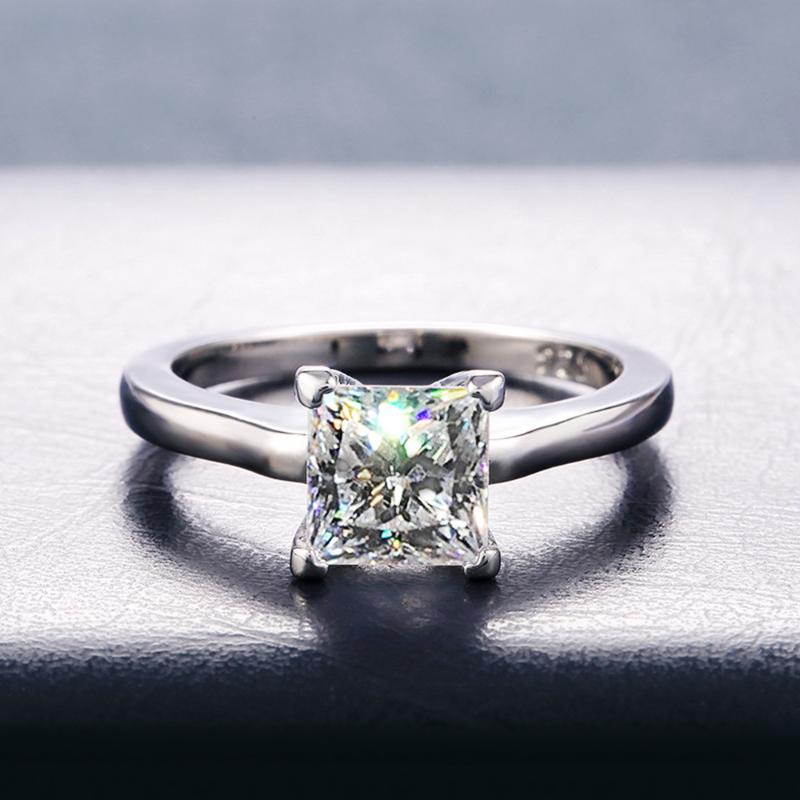 Wedding Rings Fashion Women&#039;s Ring Trend White Crystal Zircon Engagement Design Jewelry Gift Accessories-image-711476344