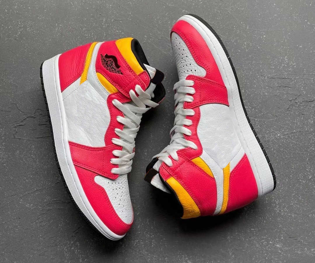 

2021 Authentic 1 Light Fusion Red 1s High Man Outdoor Shoes 555088-603 White Laser Orange Black Sports Sneakers With Original
