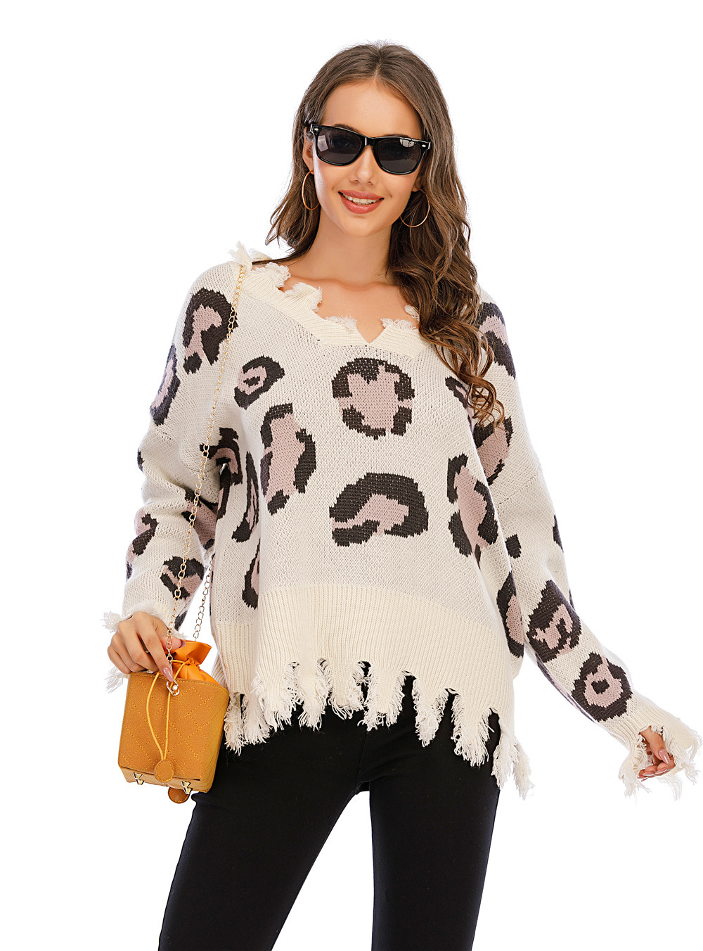 Jinyi Automne hiver 2021 Nouveau pull pull Pull-trous d'impression de tricot de vente chaude tricot de mode