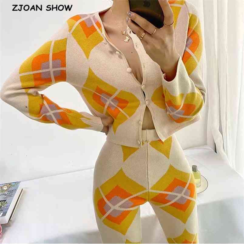 

Vintage Knitting Long Sleeve Geometric Cardigan Sexy Women Package hips Flare Pants Beige Trousers Crop Sweater 2 Pieces Set 210429