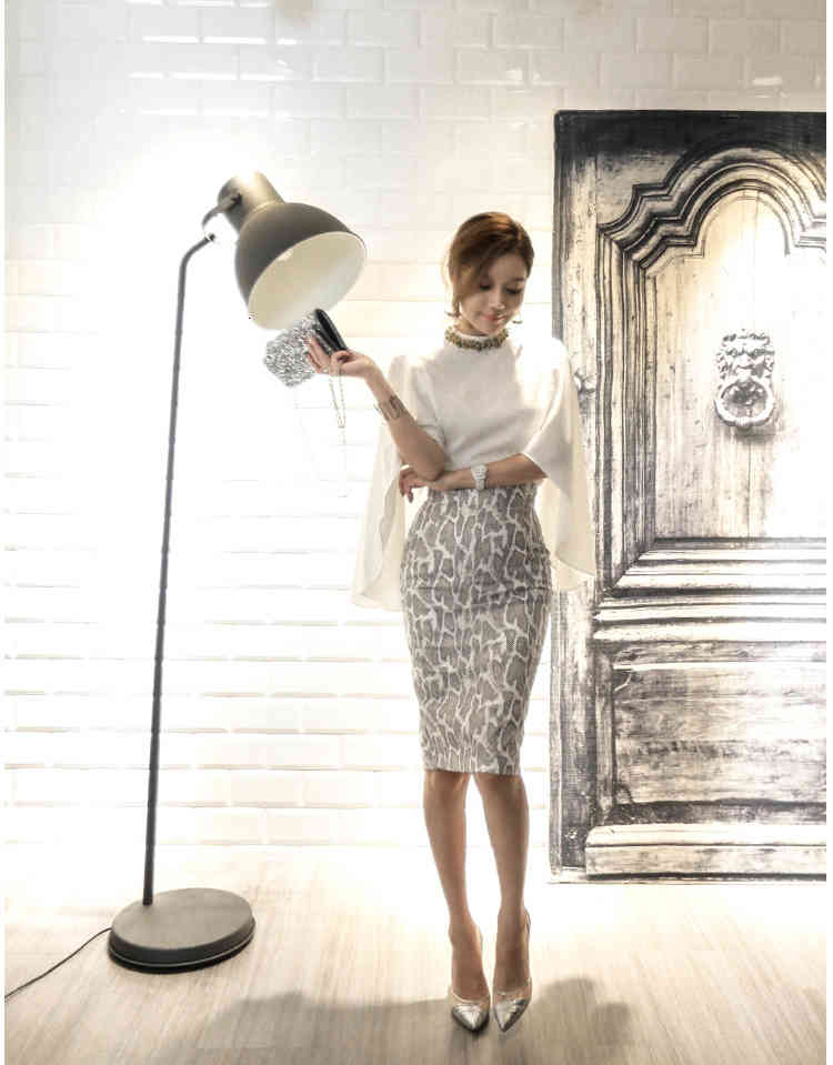 Two Piece Dress Women Autumn Cape Cloth Pieces Suit Bat Sleeve Slim White Blouse Shirt Print Pencil Bodycon Skirt Knee-Length Vest-image-699519672