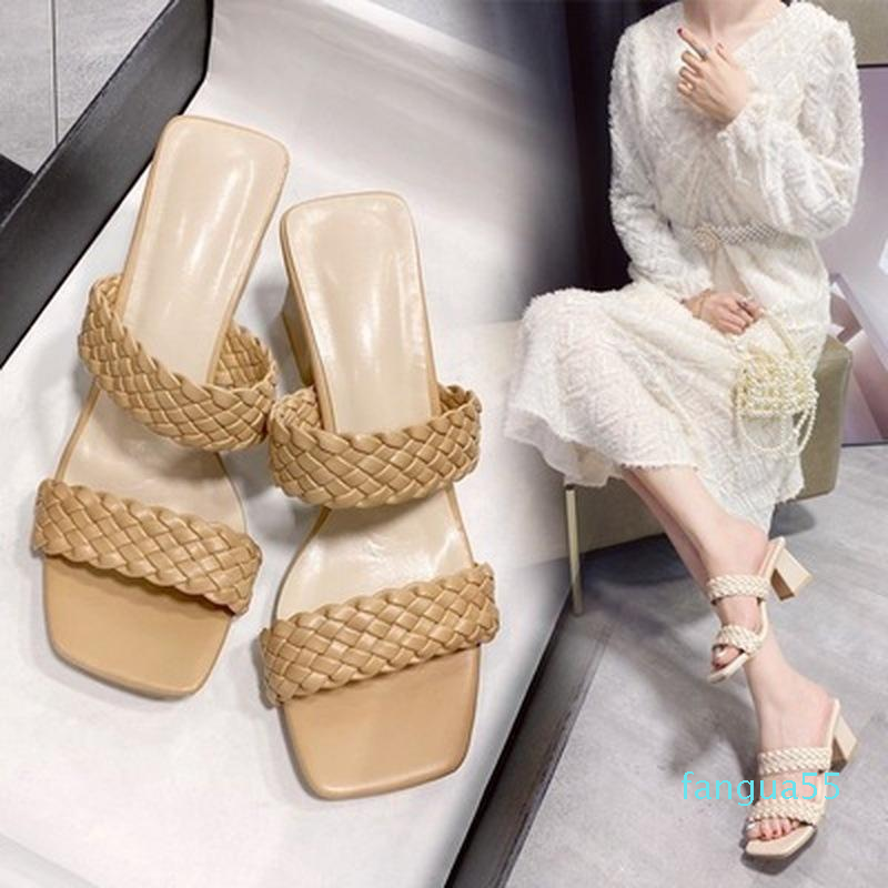 

Makeace Soft Super Thick Bottomed Flip Flops Flat Garden Summer Sandalias, Black