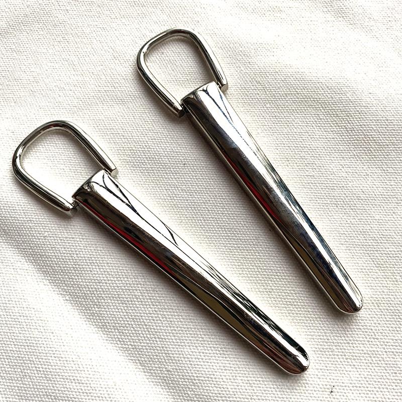 

Bag Parts & Accessories High Quality Metal Fitting Hardware Bags Screw Square Hanger Connector Wholesale