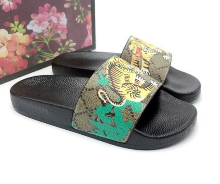 

2021 Floral sandals women men blossom mix 100 models flower animals Slide Summer Fashion Wide Flat Slippery Slipper with box size 35-46, Black