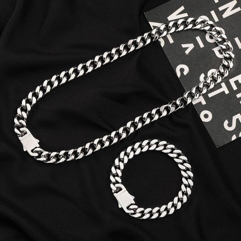 

Chains Fashion Hip Hop Necklace Men's Stainless Steel Cuban Chain Titanium Wild Thick