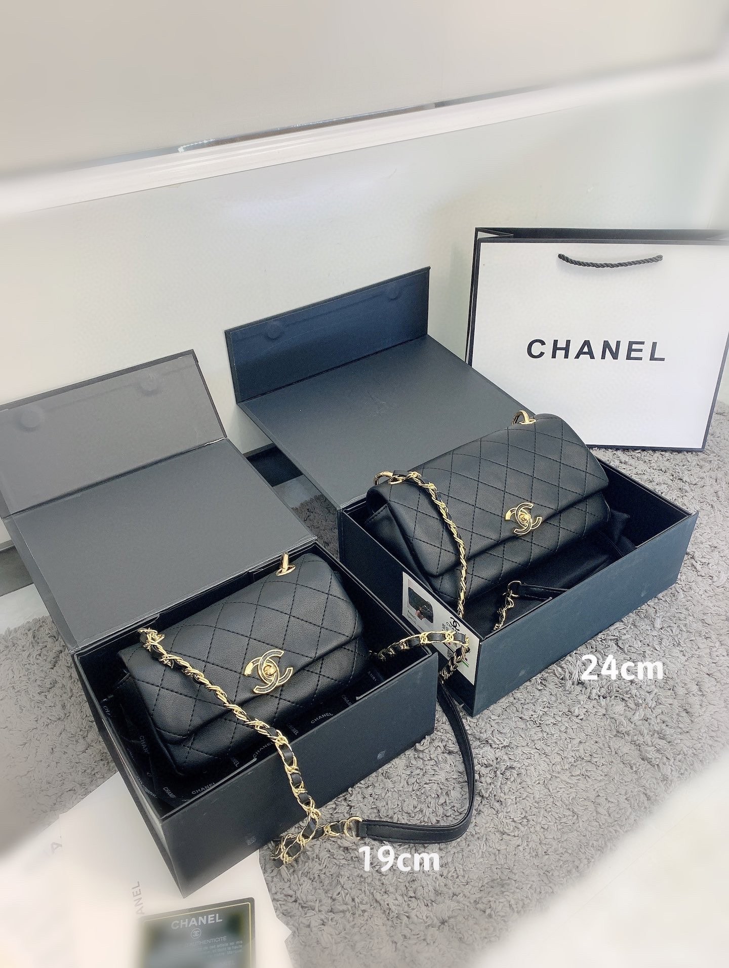 

Designer Bags Handbag Totes Shoulder Cross Body Women High Quality Classic Caviar Square Sheepskin Chains bag Large(24*14cm)small(19*12cm) luxury_bagshop888 01, Original bag