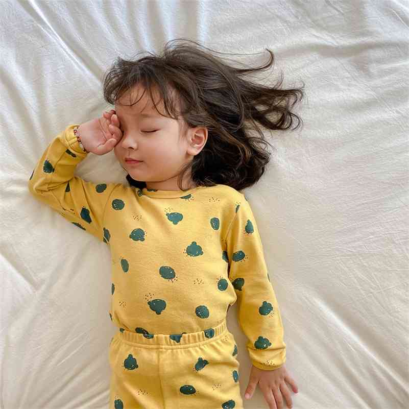 

Autumn Winter boys and girls cartoon cotton Pajama Sets Kids long sleeve T shirt pants 2 pcs suits 210708, Yellow sheep
