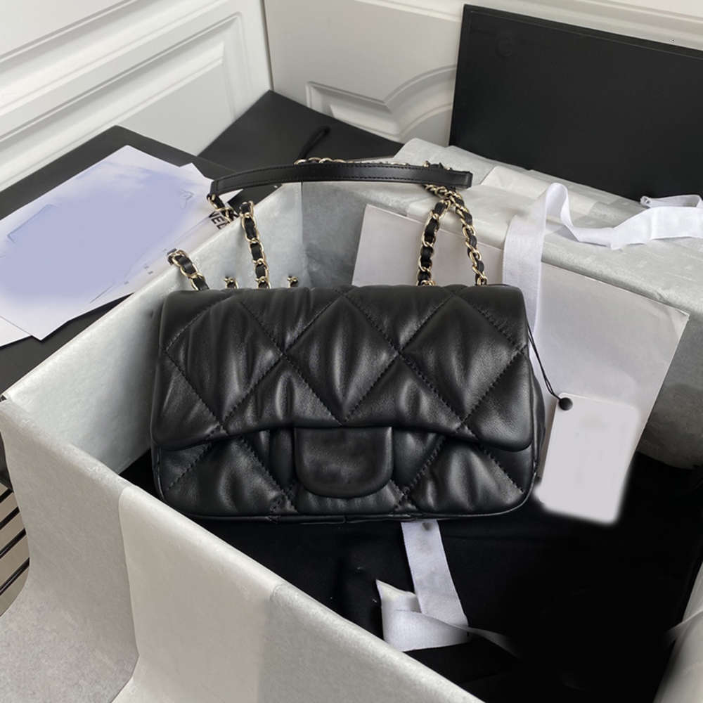 

Designer luxury handbag dinner bag shoulder chain, leather, soft, stylish, Customize